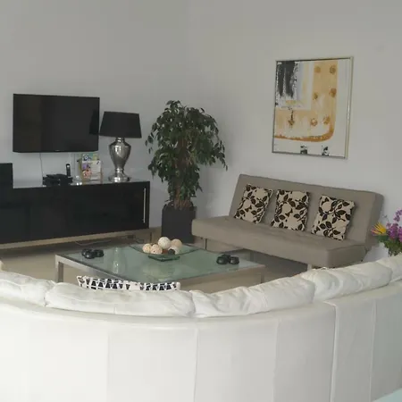 Opal De Luxe Vila